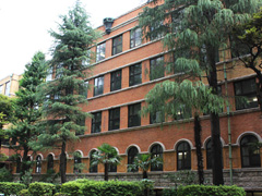 上智大学