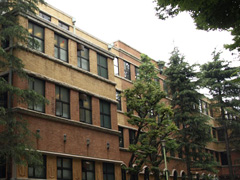 上智大学