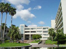 横滨国立大学
